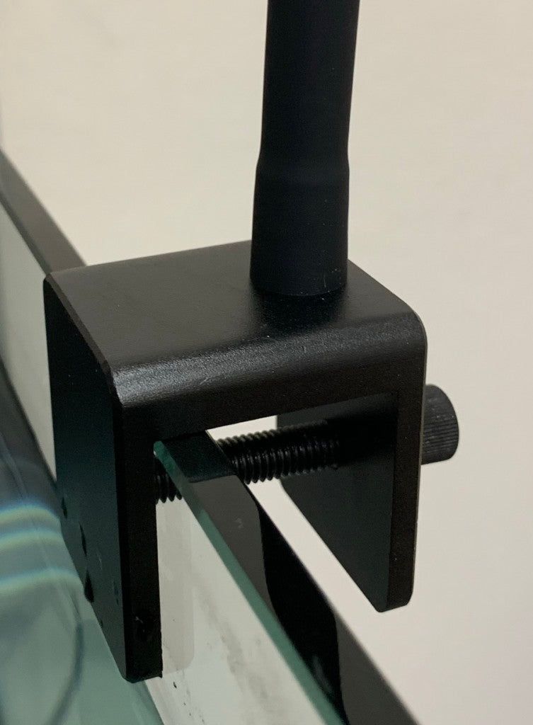 GRO Light with Flat Mount Bracket